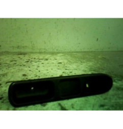 Interrupteur de leve vitre avant droit PEUGEOT 307 Photo n°1