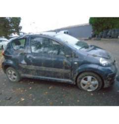 Moteur leve vitre avant gauche TOYOTA AYGO 1 Photo n°4