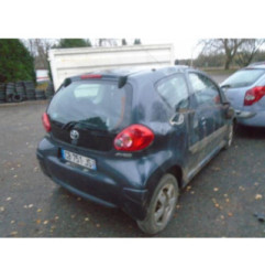 Moteur leve vitre avant gauche TOYOTA AYGO 1 Photo n°6