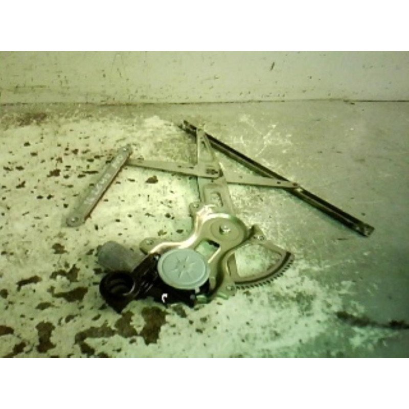 Moteur leve vitre avant droit TOYOTA RAV4 3