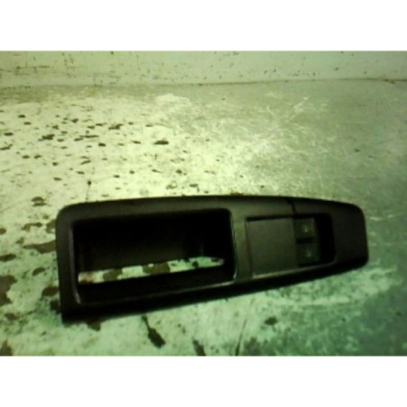 Interrupteur de leve vitre avant gauche VOLKSWAGEN POLO 4 Photo n°1