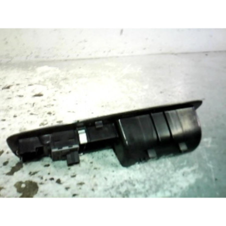 Interrupteur de leve vitre avant gauche VOLKSWAGEN POLO 4