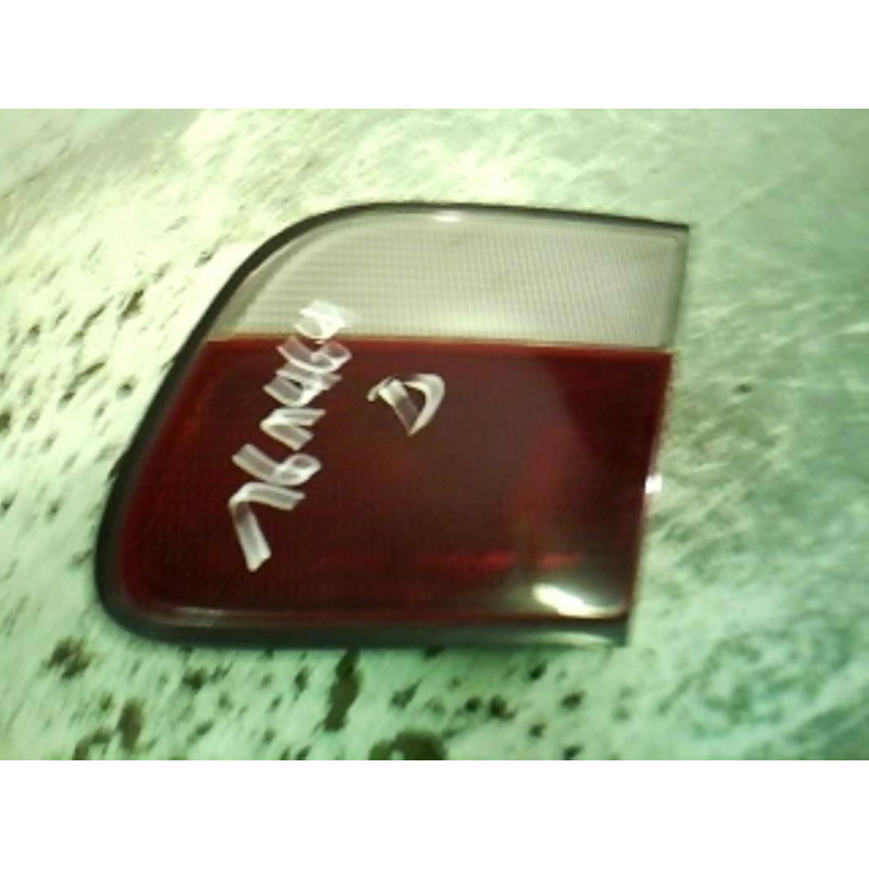 Feu arriere secondaire droit (feux) NISSAN ALMERA 1