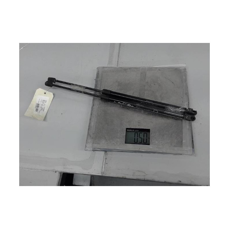 Verin de coffre OPEL AGILA B