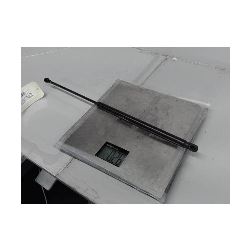 Verin de coffre PEUGEOT 107