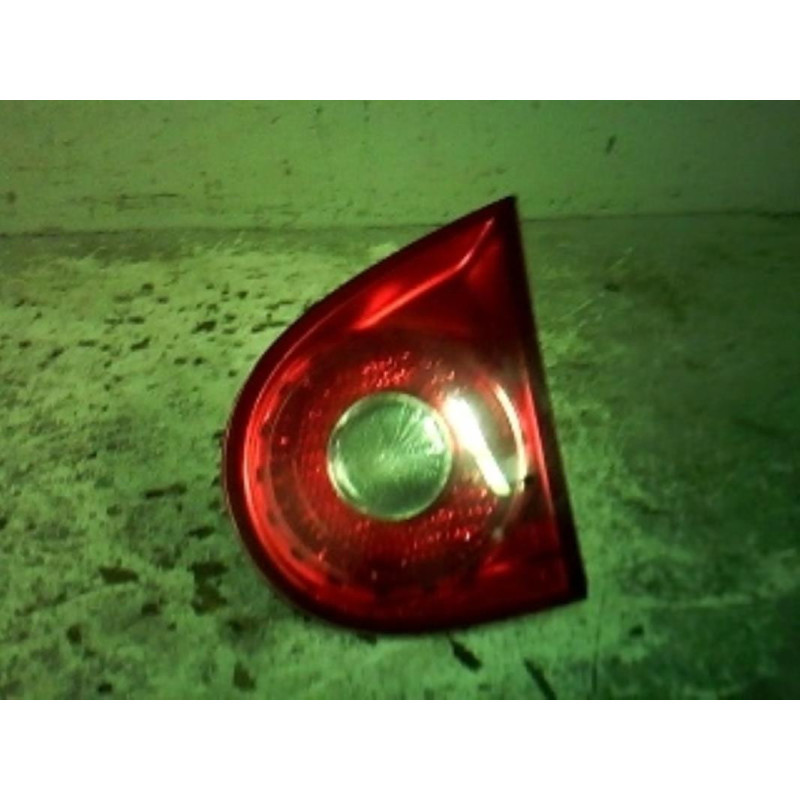 Feu arriere secondaire droit (feux) VOLKSWAGEN GOLF 5