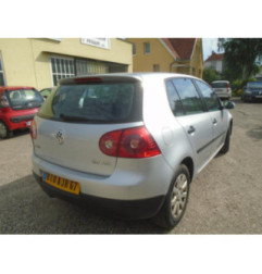 Feu arriere secondaire droit (feux) VOLKSWAGEN GOLF 5 Photo n°3