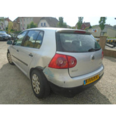 Feu arriere secondaire droit (feux) VOLKSWAGEN GOLF 5 Photo n°4