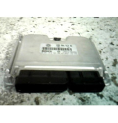 Calculateur moteur VOLKSWAGEN PASSAT 4