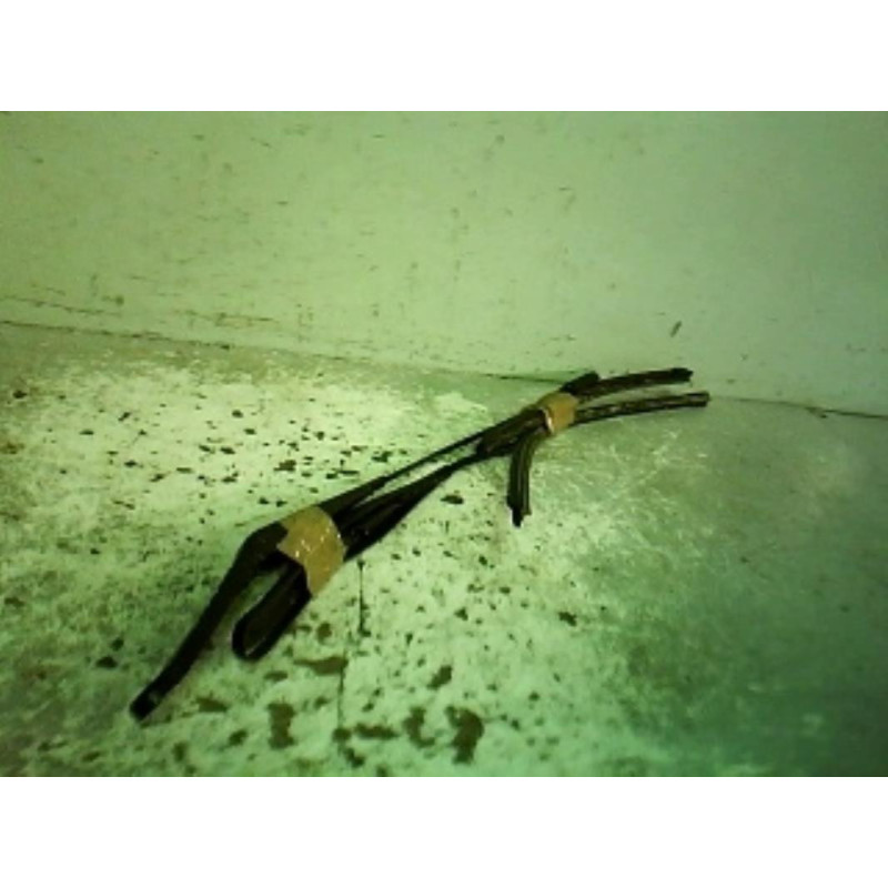 Bras essuie glace avant FORD FIESTA 6