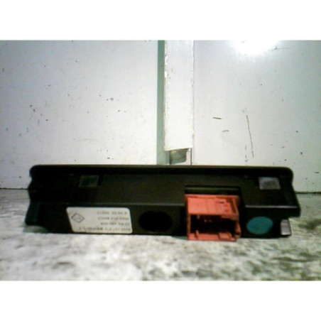 Commande GPS RENAULT SCENIC 2