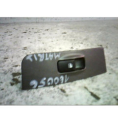 Interrupteur de leve vitre arriere gauche HYUNDAI MATRIX Photo n°1