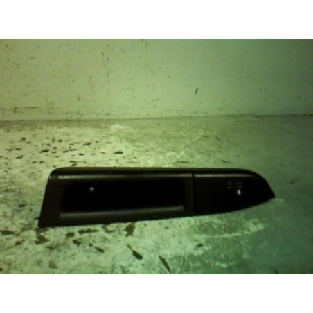 Interrupteur de leve vitre avant droit HYUNDAI GETZ Photo n°1