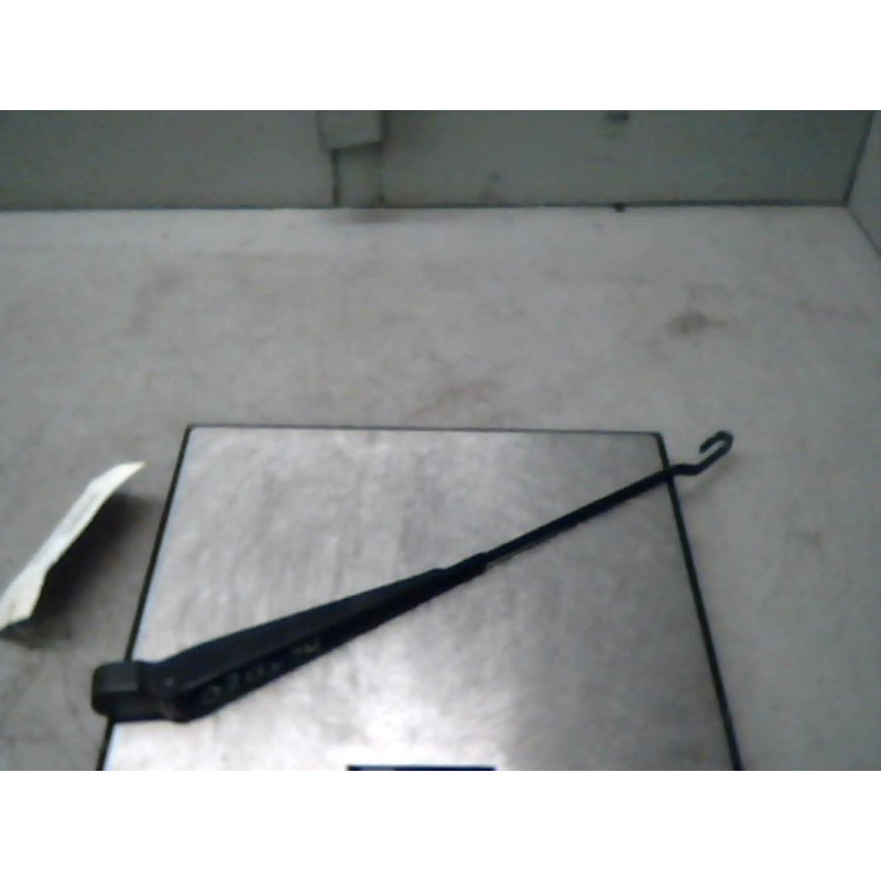 Bras essuie glace arriere FORD MONDEO 2