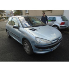 Anti brouillard arriere PEUGEOT 206 Photo n°6