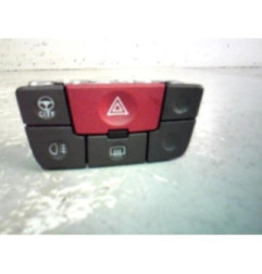 Bouton de warning FIAT PANDA 2 Photo n°1