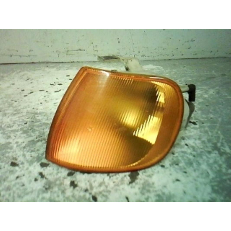 Optique avant secondaire gauche (feux)(clignotant) VOLKSWAGEN POLO 3