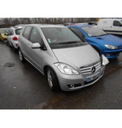 Trappe d'essence MERCEDES CLASSE A 169 Photo n°4