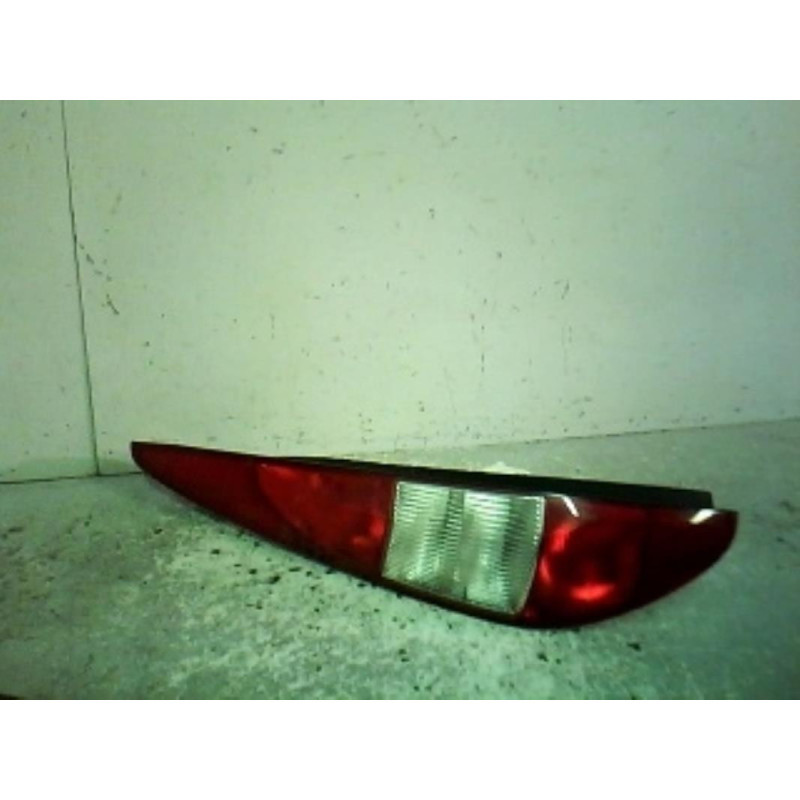 Feu arriere principal gauche (feux) FORD MONDEO 2