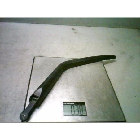 Bras essuie glace arriere RENAULT MEGANE 1