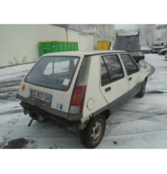 Capot RENAULT SUPER 5 Photo n°8
