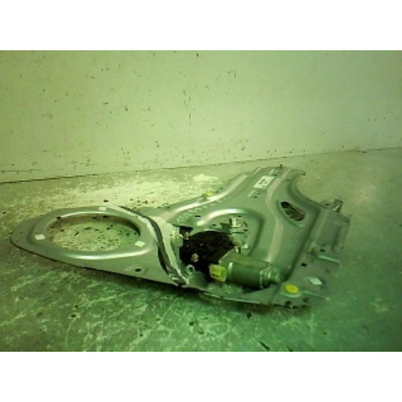 Moteur leve vitre arriere gauche KIA SPORTAGE 2