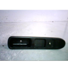 Interrupteur de leve vitre avant droit PEUGEOT 307 Photo n°1