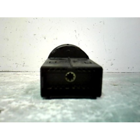 Commande de phare VOLKSWAGEN POLO 4