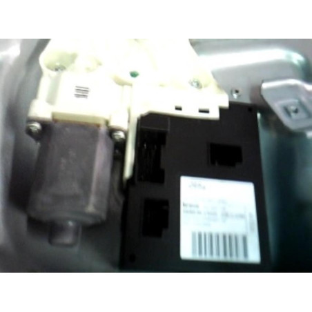 Moteur leve vitre avant gauche FORD FOCUS 2