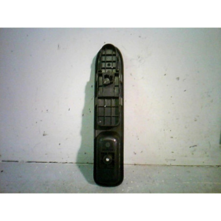 Interrupteur de leve vitre avant droit PEUGEOT 307