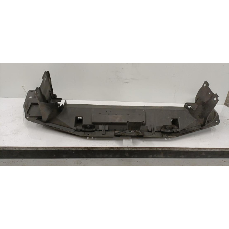 Traverse superieure RENAULT VEL SATIS