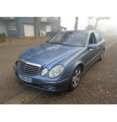 Moteur leve vitre avant droit MERCEDES CLASSE E 211 Photo n°3