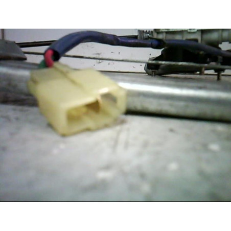 Moteur leve vitre avant droit MAZDA 323 6