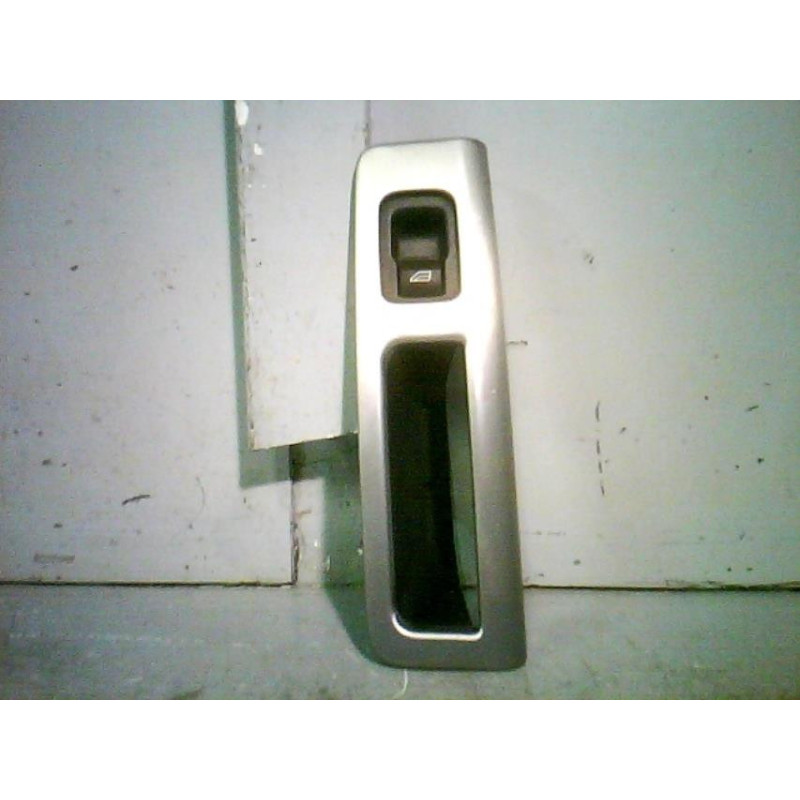 Interrupteur de leve vitre arriere gauche VOLVO S 40 2