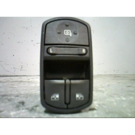 Interrupteur de leve vitre avant gauche OPEL CORSA D Photo n°1