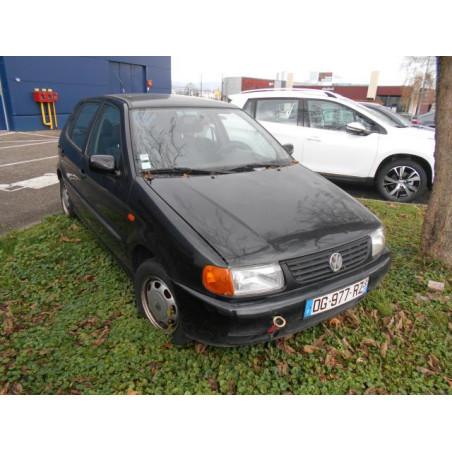 Optique avant secondaire gauche (feux)(clignotant) VOLKSWAGEN POLO 3