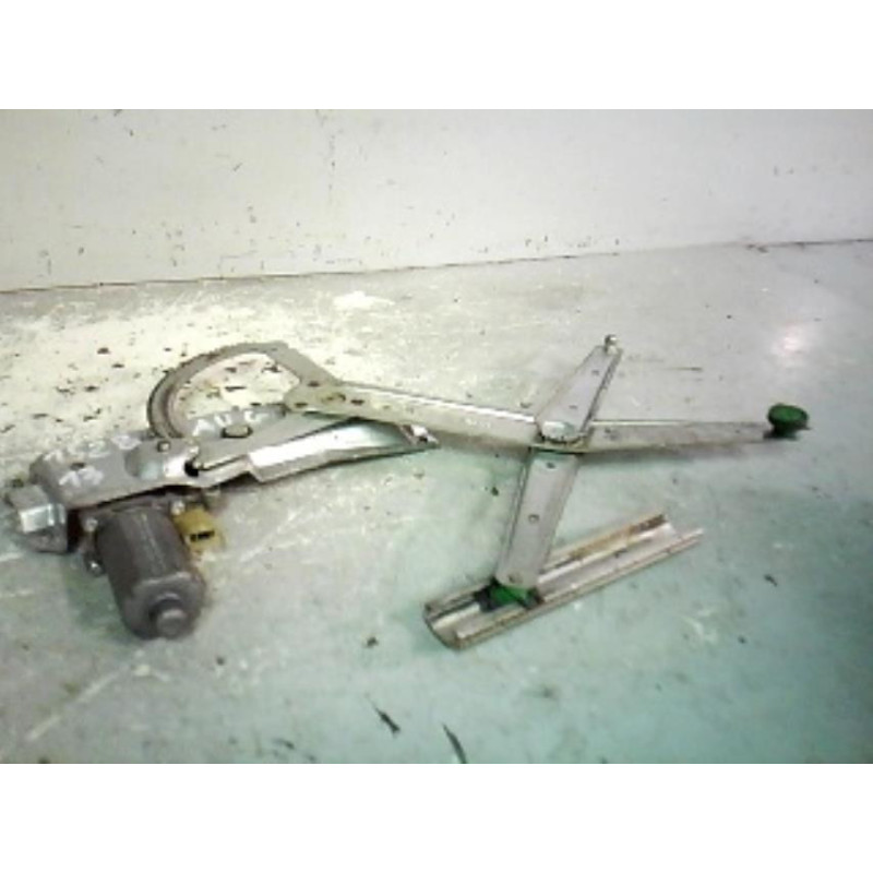 Moteur leve vitre avant droit SAAB 900 2