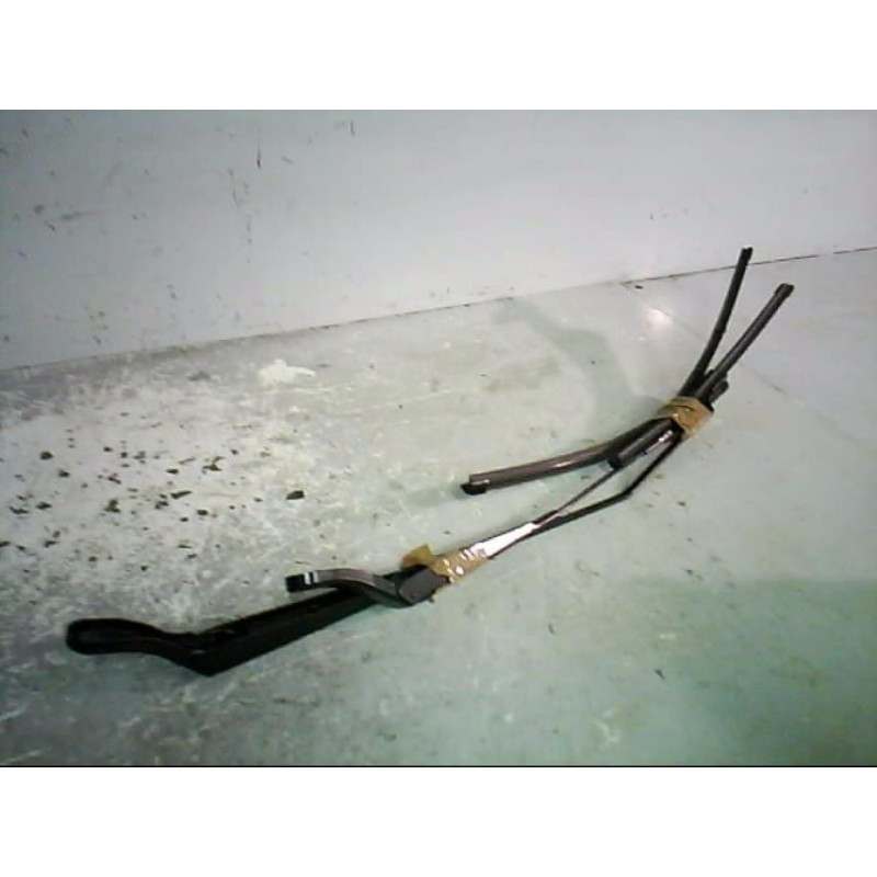 Bras essuie glace avant RENAULT TWINGO 2