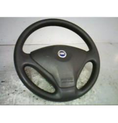 Volant FIAT STILO Photo n°1