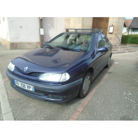 Optique avant secondaire gauche (feux)(clignotant) RENAULT LAGUNA 1