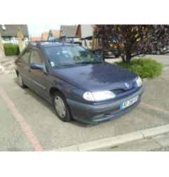 Optique avant secondaire gauche (feux)(clignotant) RENAULT LAGUNA 1 Photo n°3