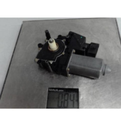 Moteur leve vitre avant droit AUDI A4 1 Photo n°1