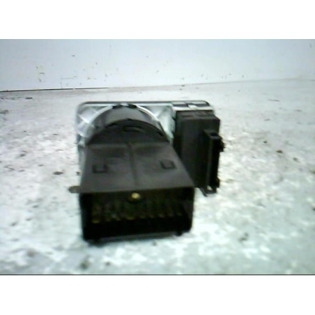 Commande de phare OPEL CORSA D