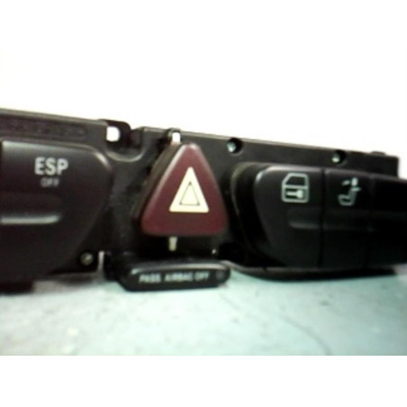 Bouton de warning MERCEDES CLASSE C 203