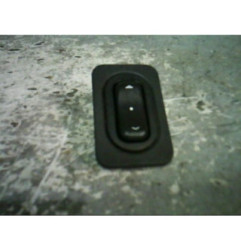 Interrupteur de leve vitre avant droit OPEL MERIVA A Photo n°1