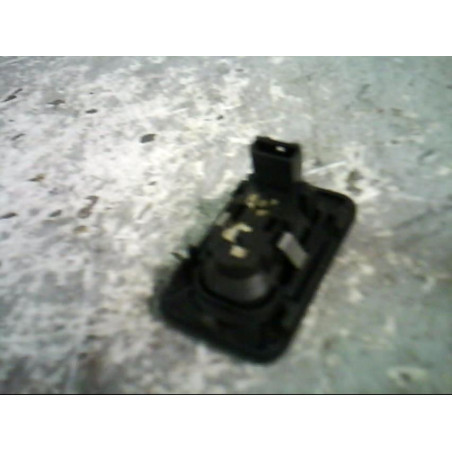 Interrupteur de leve vitre avant droit OPEL MERIVA A