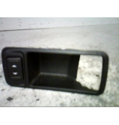 Interrupteur de leve vitre arriere droit FORD C-MAX 1 Photo n°1