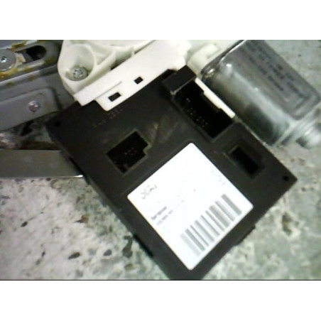 Moteur leve vitre avant droit FORD C-MAX 1