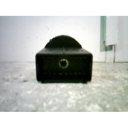 Commande de phare VOLKSWAGEN POLO 4