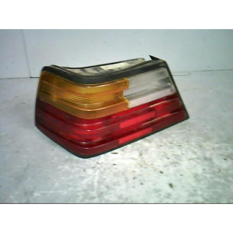 Feu arriere principal gauche (feux) MERCEDES 260 W124